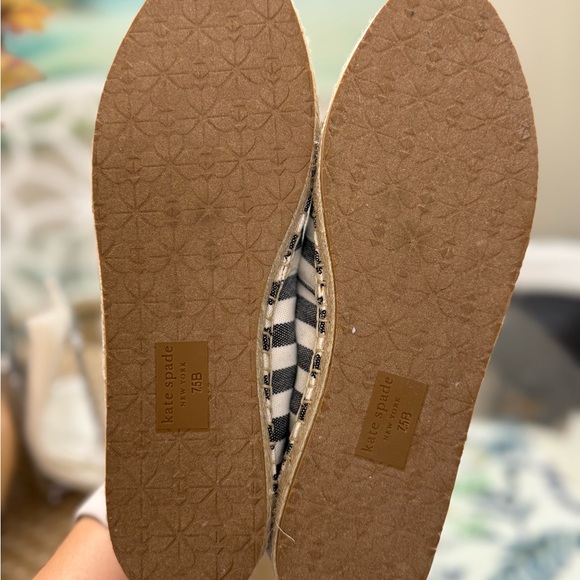 NWO BOX Kate Spade New York Women's Gimlet Heart Lips Espadrille 7.5 - Picture 7 of 7